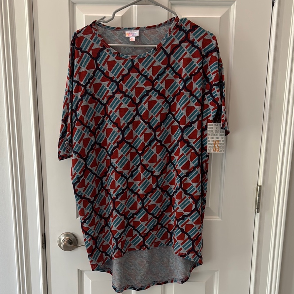 XS Women’s Geometric Patterned tunic Top